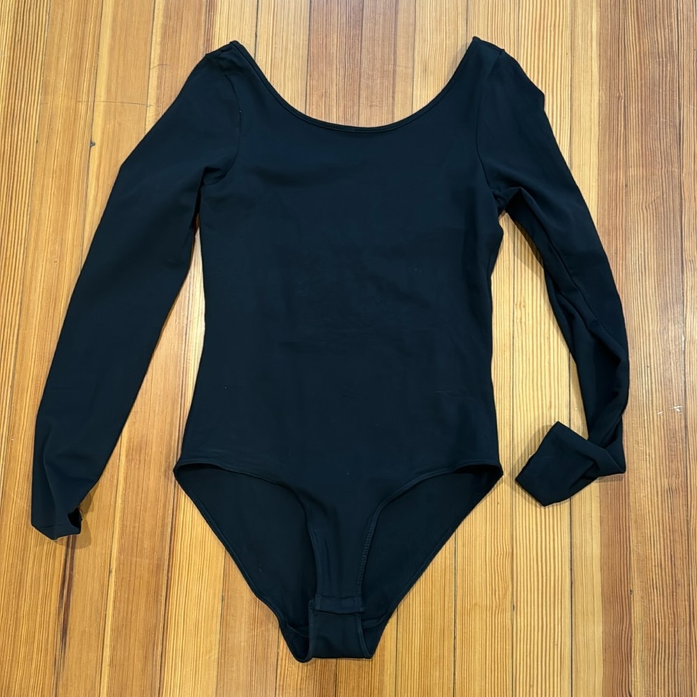 NWT H&M women’s black long sleeve bodysuit